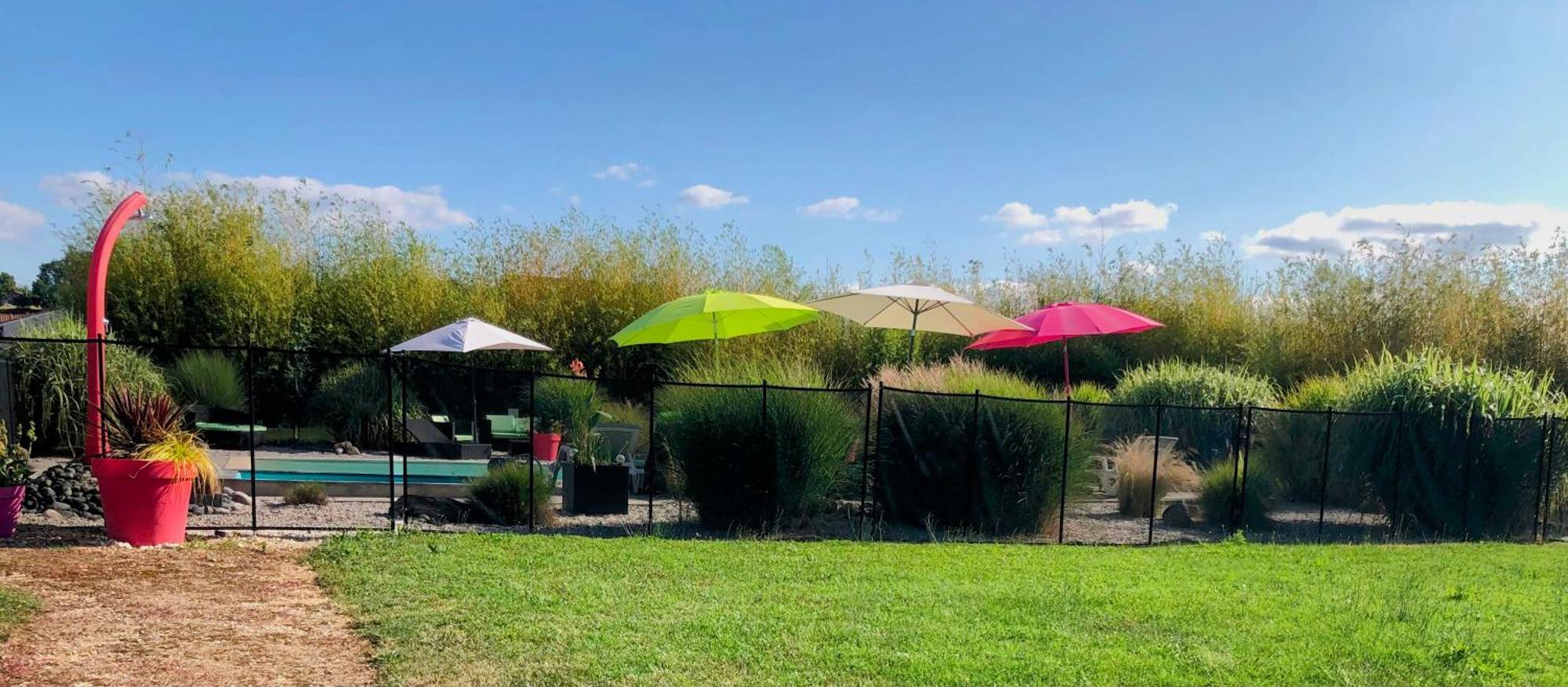 Gite Kiwi - Domaine Du Pi Geonnier De Saint-Vincent Bourran エクステリア 写真