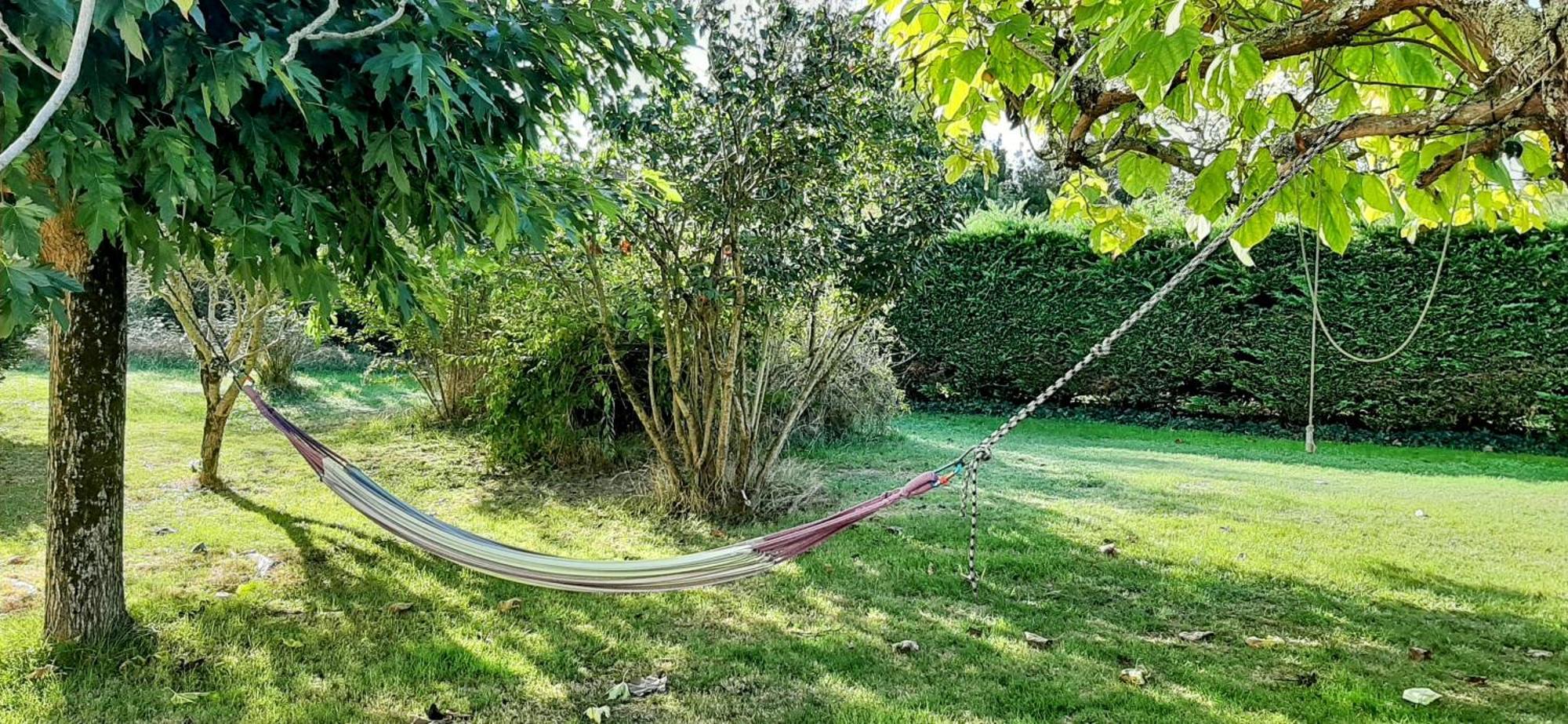 Gite Kiwi - Domaine Du Pi Geonnier De Saint-Vincent Bourran エクステリア 写真